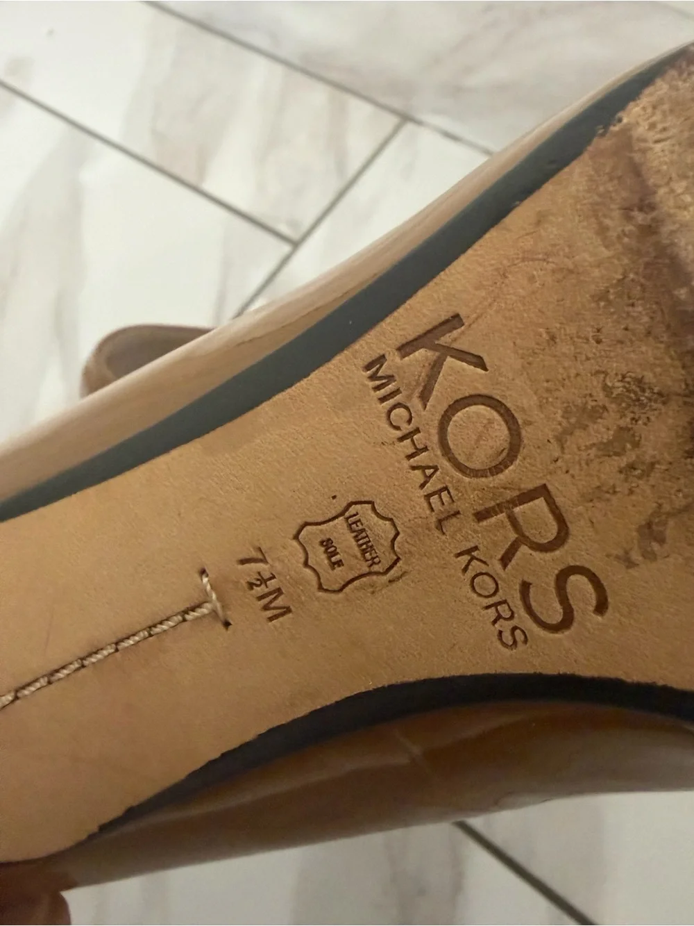 KORS Michael Kors sleek patent